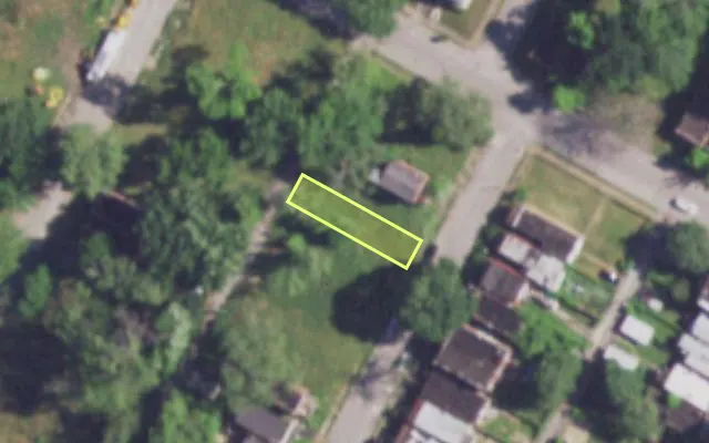 Aerial view of 3137 ROLLA PL — vacant lot, St. Louis with approximate parcel outline