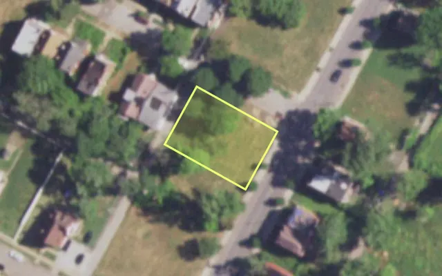 Aerial view of 3121 N NEWSTEAD AV — vacant lot, St. Louis with approximate parcel outline