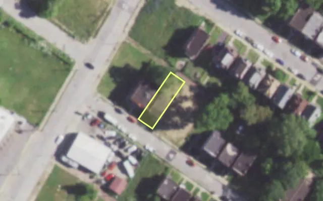 Aerial view of 5983 HAMILTON TER — vacant lot, St. Louis with approximate parcel outline