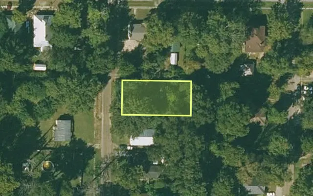 Aerial view of PHILLIPS County parcel 703-02939-000 — Arkansas post-auction with approximate parcel outline
