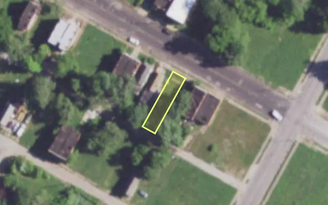 Aerial view of 3816 LEE AV — vacant lot, St. Louis with approximate parcel outline