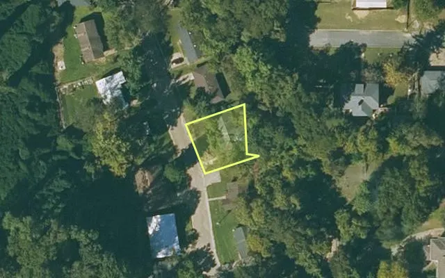 Aerial view of PHILLIPS County parcel 704-03473-000 — Arkansas post-auction with approximate parcel outline