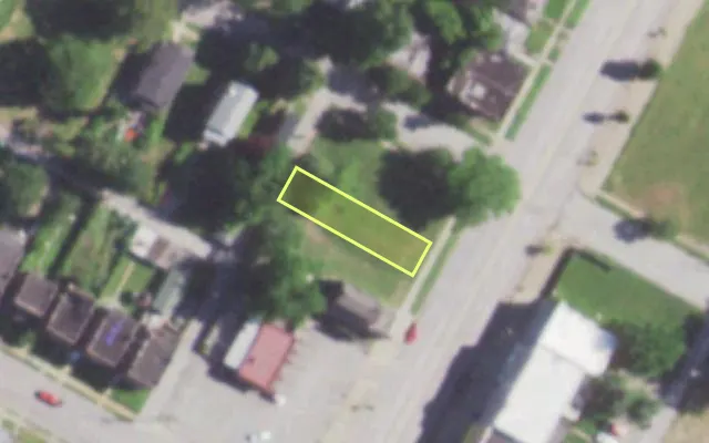 Aerial view of 2921 UNION BLVD — vacant lot, St. Louis with approximate parcel outline