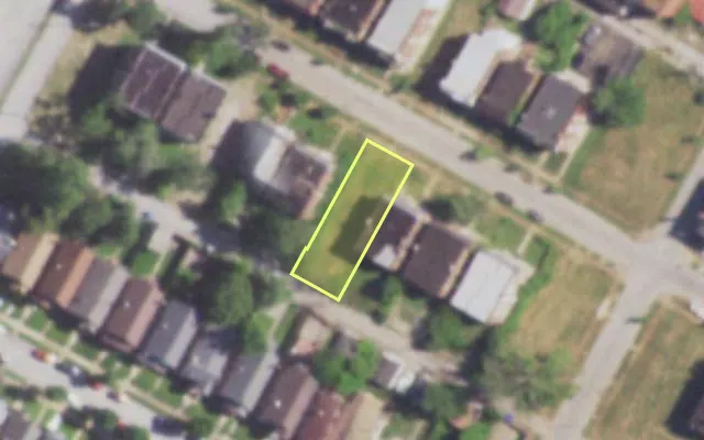 Aerial view of 5220 PALM ST — vacant lot, St. Louis with approximate parcel outline