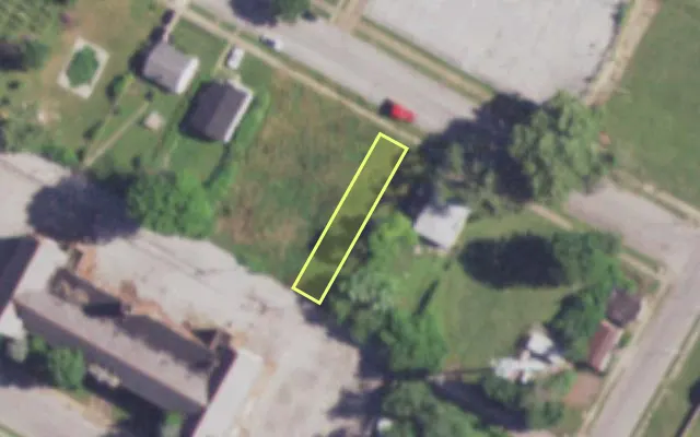 Aerial view of 4224 W MAFFITT AV — vacant lot, St. Louis with approximate parcel outline