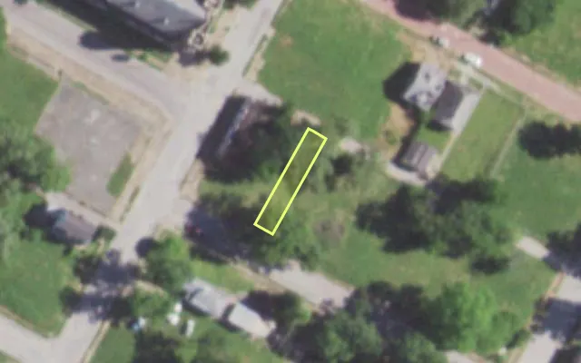 Aerial view of 5573 MAFFITT AV — vacant lot, St. Louis with approximate parcel outline