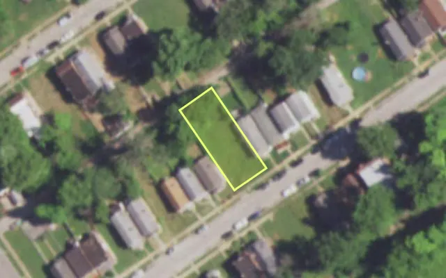 Aerial view of 5431 BEACON AV — vacant lot, St. Louis with approximate parcel outline