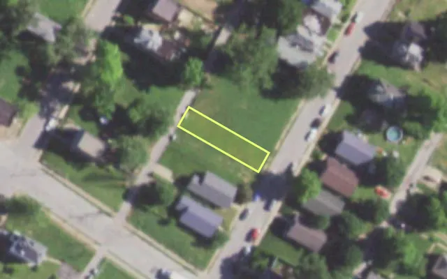 Aerial view of 1415 TEMPLE PL — vacant lot, St. Louis with approximate parcel outline
