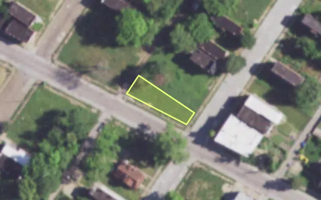 Aerial view of 3901 CARTER AV — vacant lot, St. Louis with approximate parcel outline