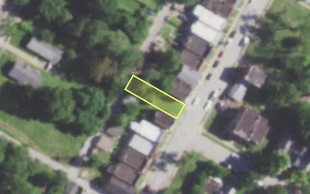 Aerial view of 2935 ABNER PL — vacant lot, St. Louis with approximate parcel outline