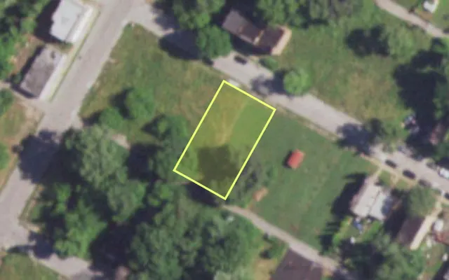 Aerial view of 4268 W NORTH MARKET ST — vacant lot, St. Louis with approximate parcel outline