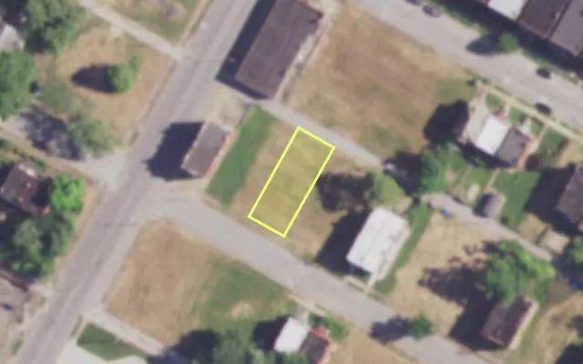 Aerial view of 3861 KENNERLY AV — vacant lot, St. Louis with approximate parcel outline
