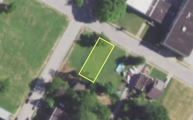 Aerial view of 5530 WABADA AV — vacant lot, St. Louis with approximate parcel outline