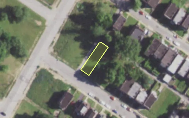 Aerial view of 5983 MINERVA AV — vacant lot, St. Louis with approximate parcel outline
