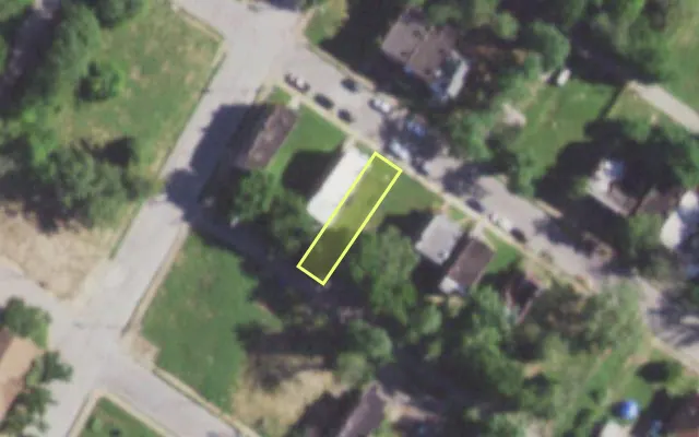 Aerial view of 5976 LOTUS AV — vacant lot, St. Louis with approximate parcel outline