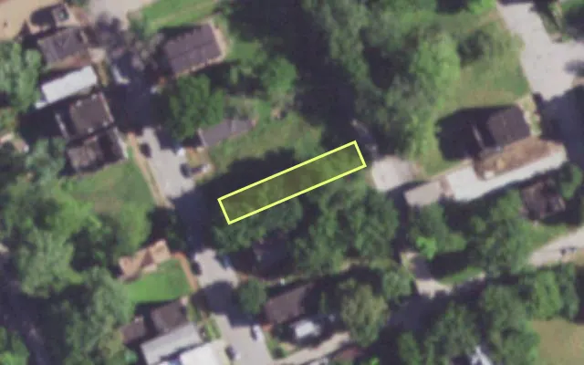 Aerial view of 3928 N 19TH ST — vacant lot, St. Louis with approximate parcel outline