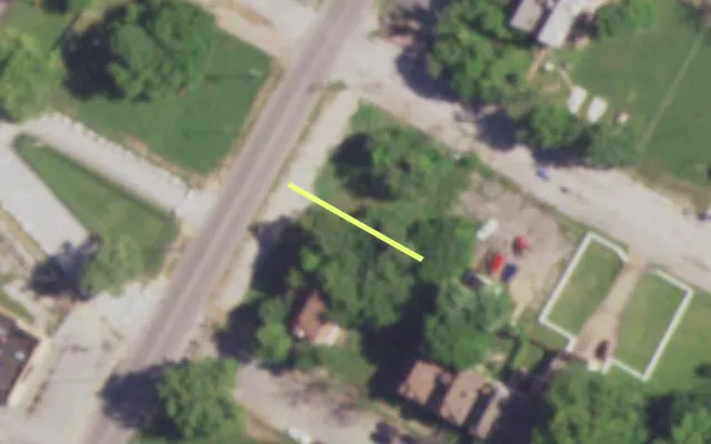 Aerial view of 910 N TAYLOR AV — vacant lot, St. Louis with approximate parcel outline