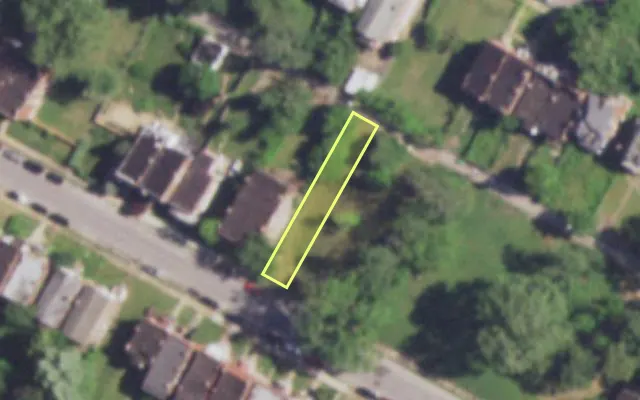 Aerial view of 4753 ST LOUIS AV — vacant lot, St. Louis with approximate parcel outline