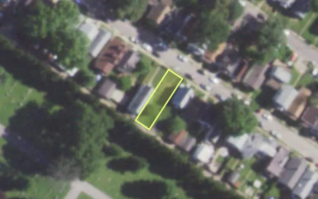 Aerial view of 3978 SCHILLER PL — vacant lot, St. Louis with approximate parcel outline