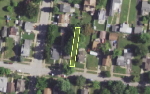 Aerial view of 6979 BANCROFT AV — vacant lot, St. Louis with approximate parcel outline