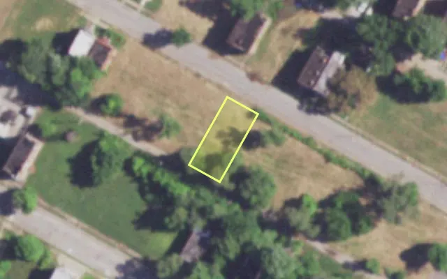 Aerial view of 3828 KENNERLY AV — vacant lot, St. Louis with approximate parcel outline