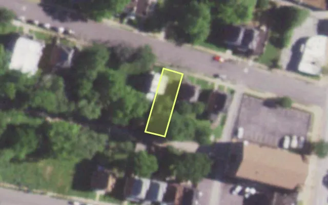 Aerial view of 5026 RIDGE AV — vacant lot, St. Louis with approximate parcel outline