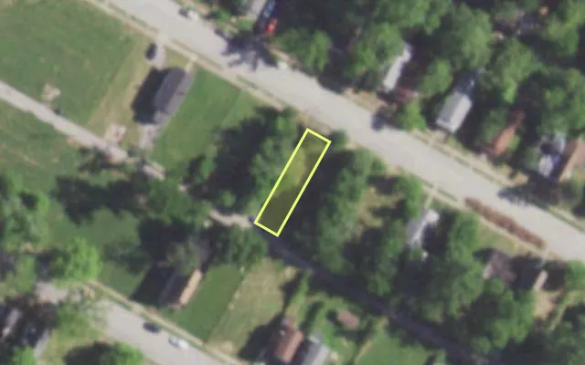 Aerial view of 5730 KENNERLY AV — vacant lot, St. Louis with approximate parcel outline