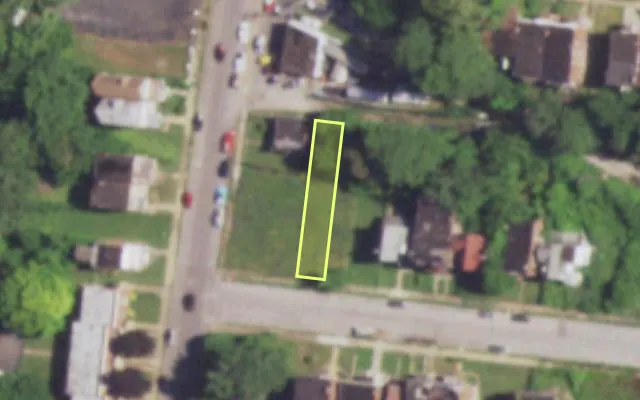 Aerial view of 4747 KENSINGTON PL — vacant lot, St. Louis with approximate parcel outline
