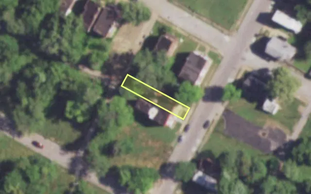 Aerial view of 1715 ANNIE MALONE DR — vacant lot, St. Louis with approximate parcel outline
