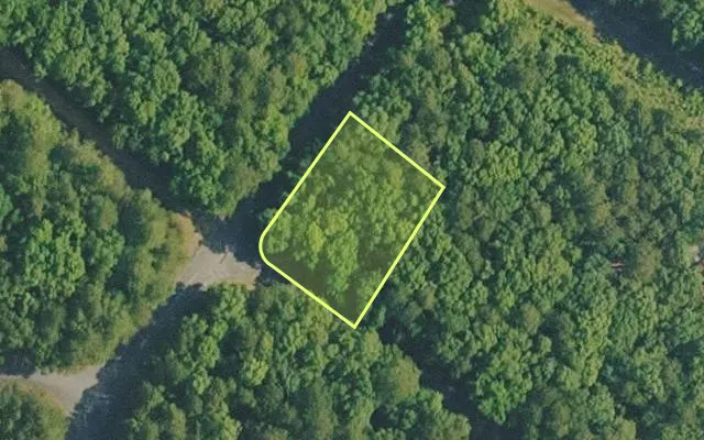 Aerial view of VAN BUREN County parcel 4350-04001-0000 — Arkansas post-auction with approximate parcel outline