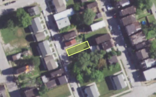 Aerial view of 3422 KLEIN ST — vacant lot, St. Louis with approximate parcel outline