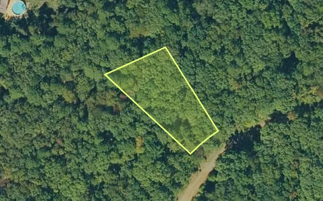 Aerial view of VAN BUREN County parcel 4300-15137-0000 — Arkansas post-auction with approximate parcel outline