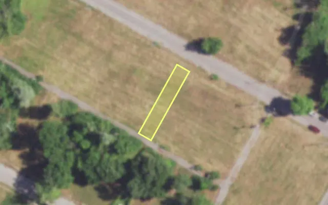 Aerial view of 4530 KENNERLY AV — vacant lot, St. Louis with approximate parcel outline
