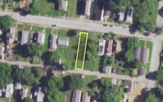 Aerial view of 866 HARLAN AV — vacant lot, St. Louis with approximate parcel outline