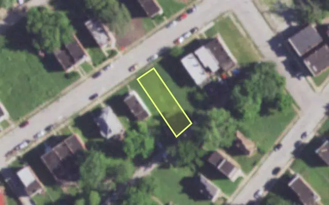 Aerial view of 2216 ALICE AV — vacant lot, St. Louis with approximate parcel outline