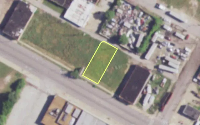 Aerial view of 3819 DR MARTIN LUTHER KING DR — vacant lot, St. Louis with approximate parcel outline
