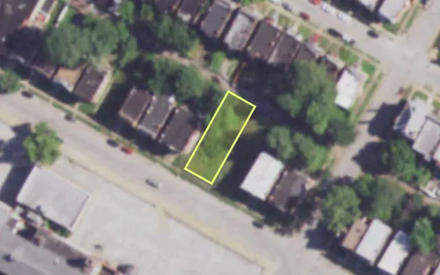 Aerial view of 4015 ASHLAND AV — vacant lot, St. Louis with approximate parcel outline