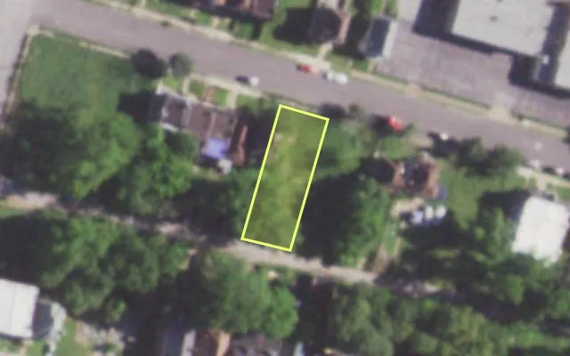 Aerial view of 5074 RIDGE AV — vacant lot, St. Louis with approximate parcel outline