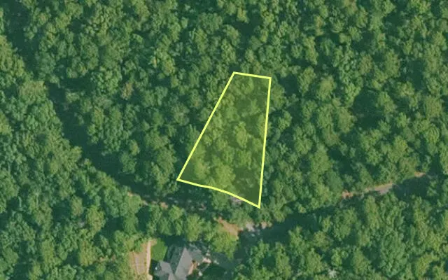 Aerial view of SALINE County parcel 632-00010-000 — Arkansas post-auction with approximate parcel outline
