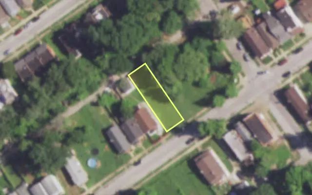 Aerial view of 5469 BEACON AV — vacant lot, St. Louis with approximate parcel outline