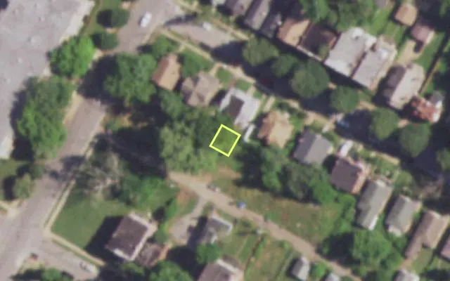 Aerial view of 3118 R CORA AV — vacant lot, St. Louis with approximate parcel outline