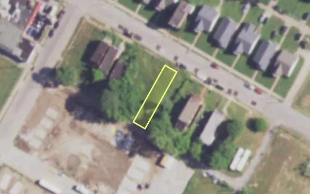 Aerial view of 3634 COTE BRILLIANTE AV — vacant lot, St. Louis with approximate parcel outline