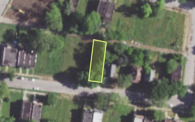 Aerial view of 6025 BARTMER AV — vacant lot, St. Louis with approximate parcel outline