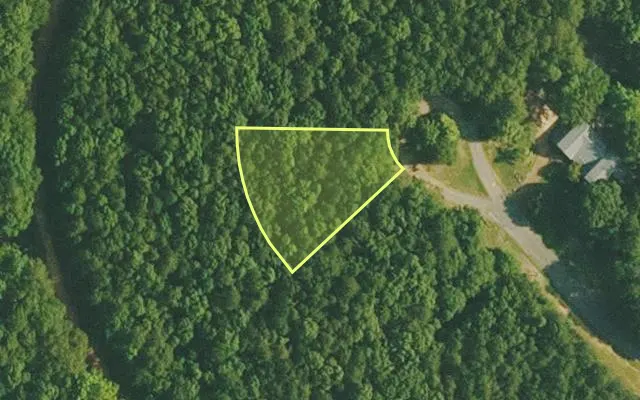 Aerial view of VAN BUREN County parcel 4400-21098-0000 — Arkansas post-auction with approximate parcel outline