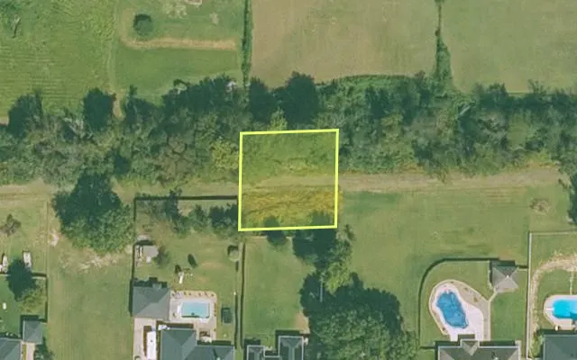 Aerial view of SEBASTIAN County parcel 69359-0050-00000-68 — Arkansas post-auction with approximate parcel outline