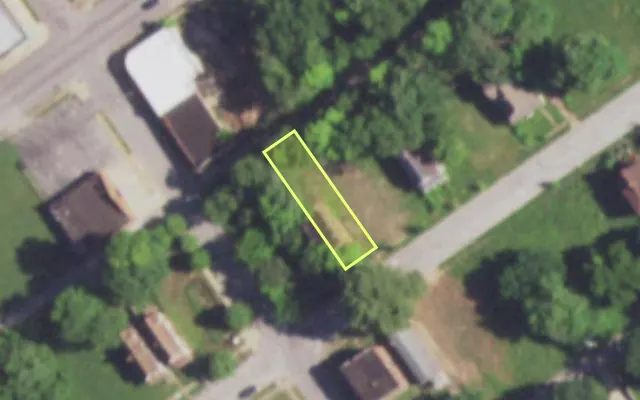 Aerial view of 5307 GERALDINE AV — vacant lot, St. Louis with approximate parcel outline