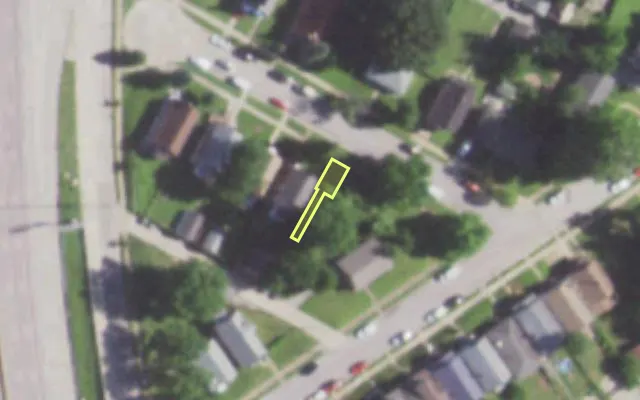 Aerial view of 5710 R HENNER AV — vacant lot, St. Louis with approximate parcel outline