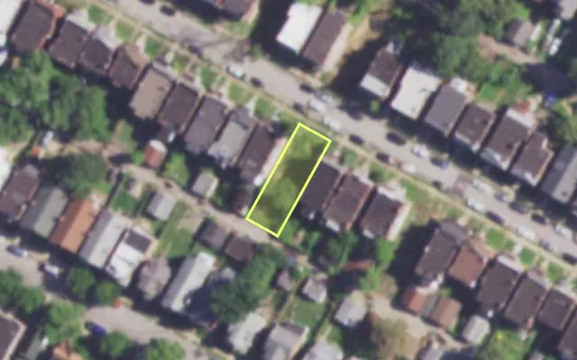 Aerial view of 4148 FARLIN AV — vacant lot, St. Louis with approximate parcel outline