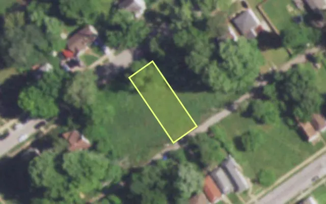 Aerial view of 5232 PLOVER AV — vacant lot, St. Louis with approximate parcel outline