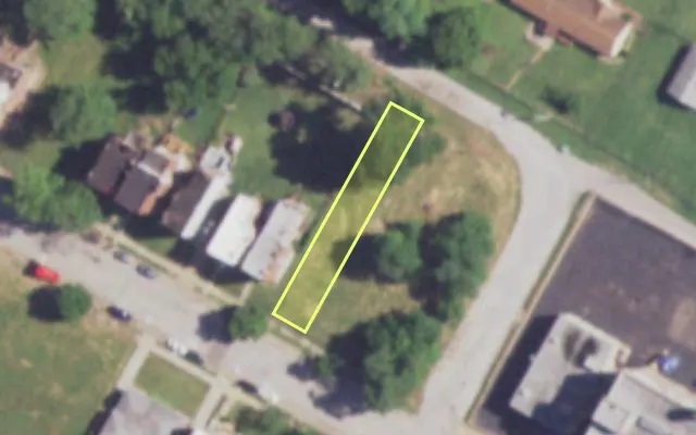Aerial view of 3971 ENRIGHT AV — vacant lot, St. Louis with approximate parcel outline